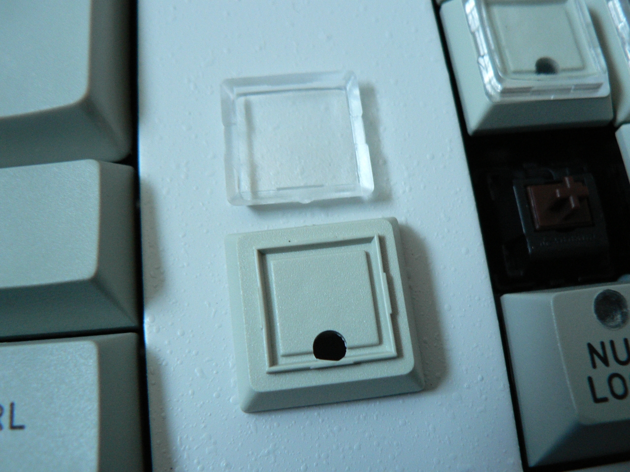 2 piece keycap.jpg