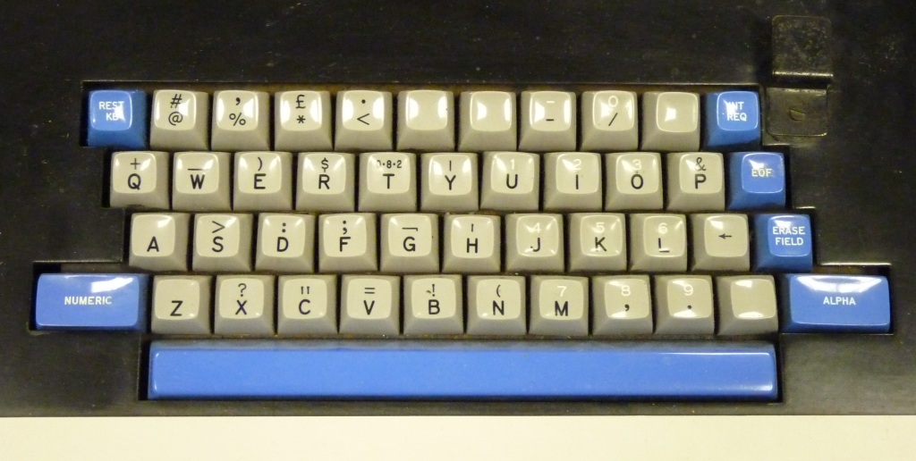 IBM_1130_Computing_System_keyboard.jpg