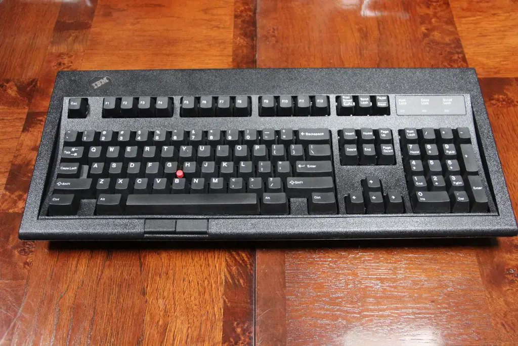 clickykeyboards.com.m13black.jpg