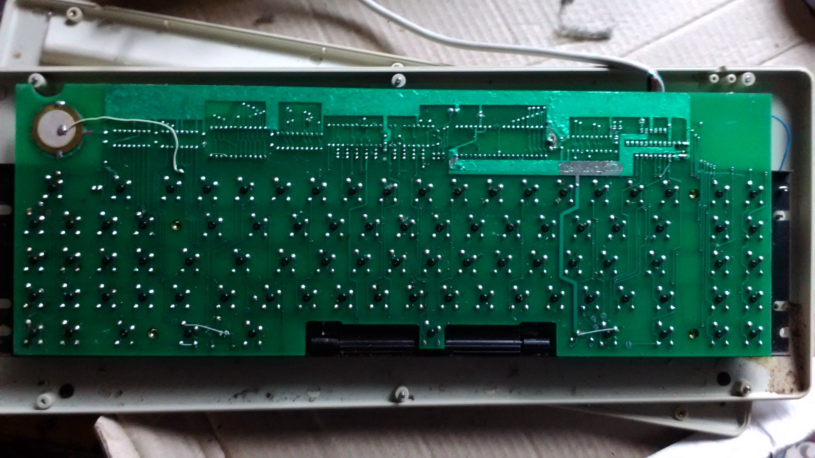 Unknown_back_pcb.jpg