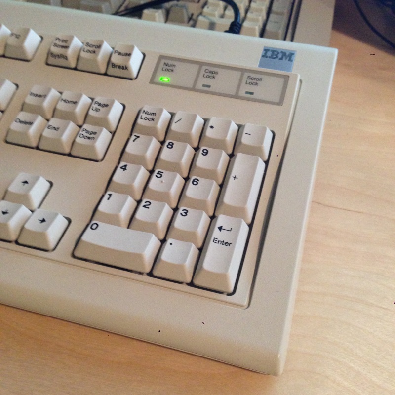 Another shot showing numpad.  Notice how the keys are all white, like a Wheel Writer III.