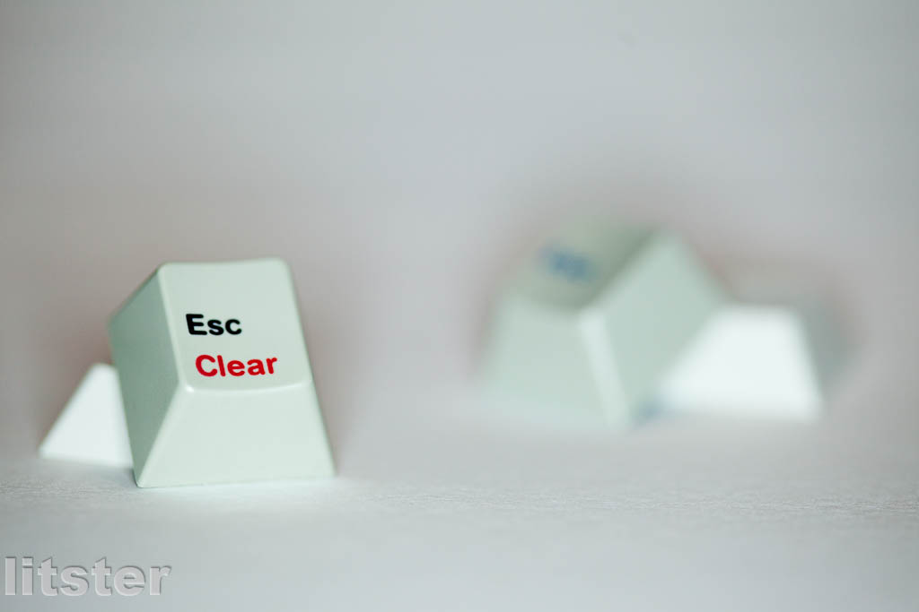 Cherry Esc-Clear Dye Sub Keycap-3.jpg