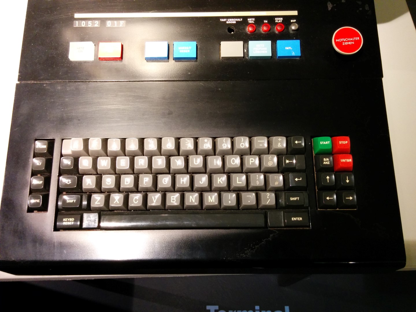 ... and its beam spring keyboard