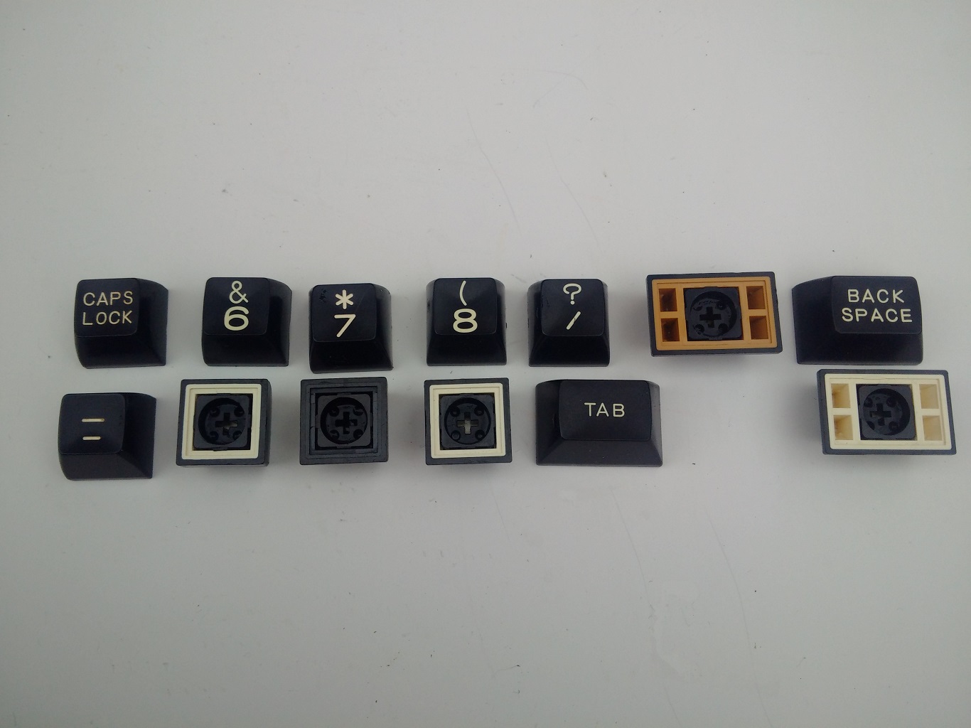 Otrona - key caps assorted