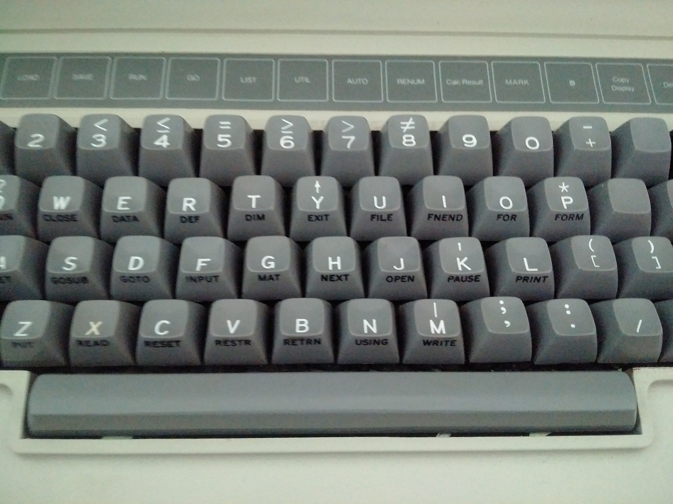 IBM 5120 - keyboard close up