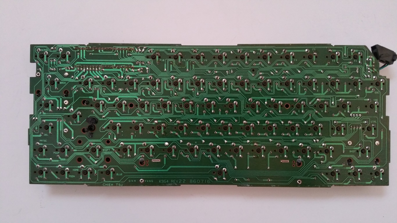 Kaypro 2000 keyboard - internal bottom (there are some designer names on the PCB?)