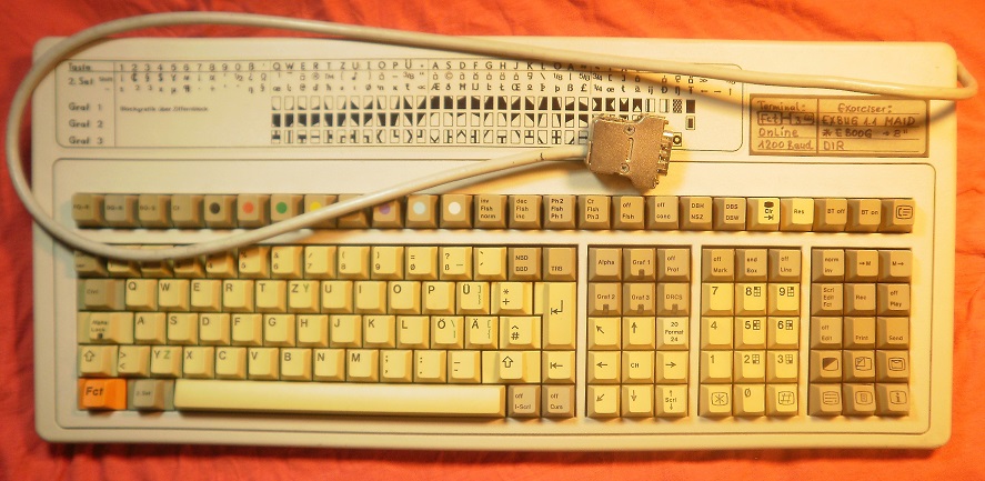 ITT Schaub Lorenz keyboard.jpg
