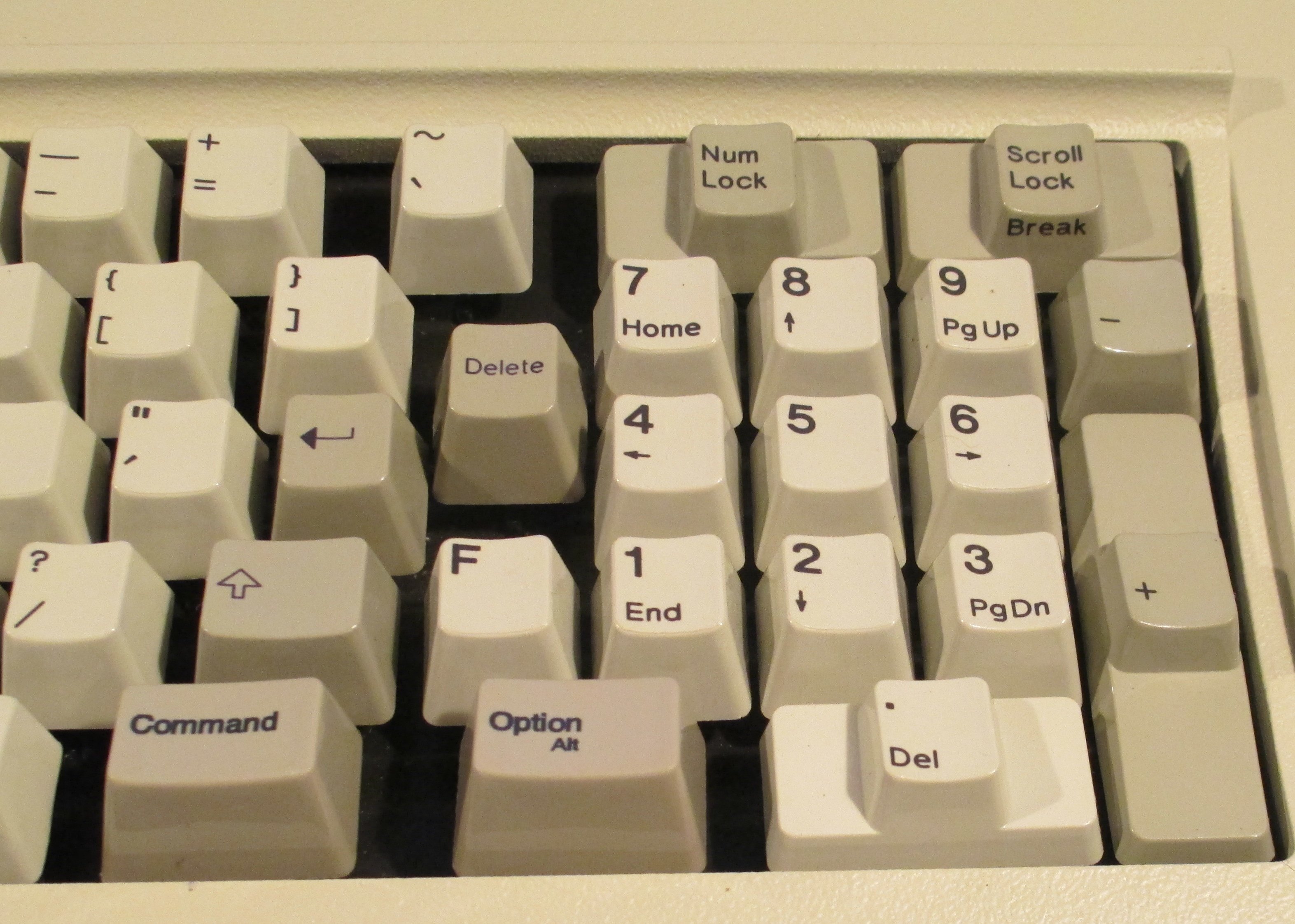 XTkeyright1a.jpg