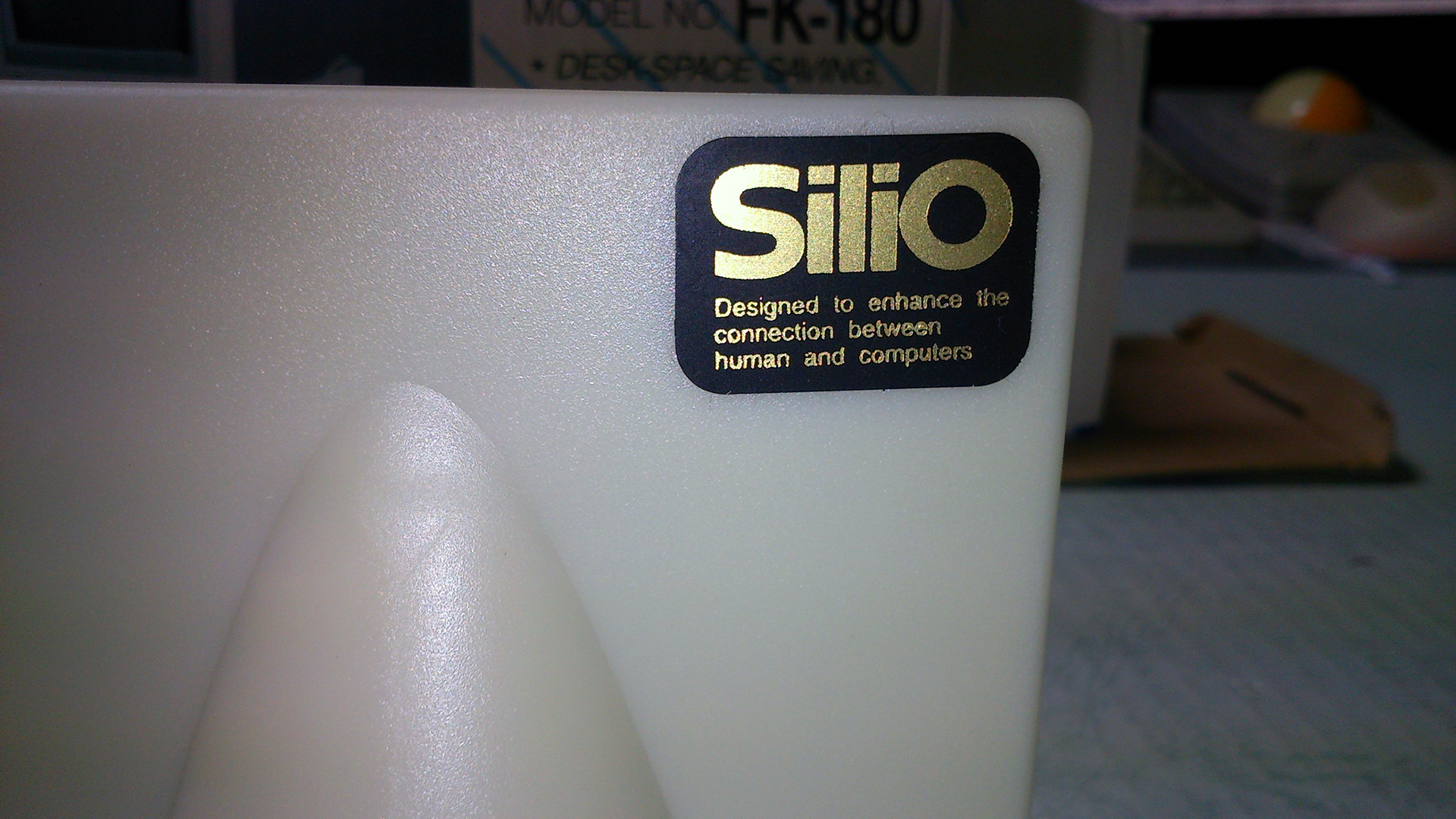 SiliO_KEYBOARD_HOLDER_FK-180_04.jpg