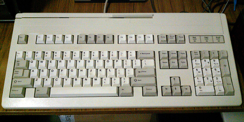 Cherry G81-3100SAU / 04 keyboard - top view