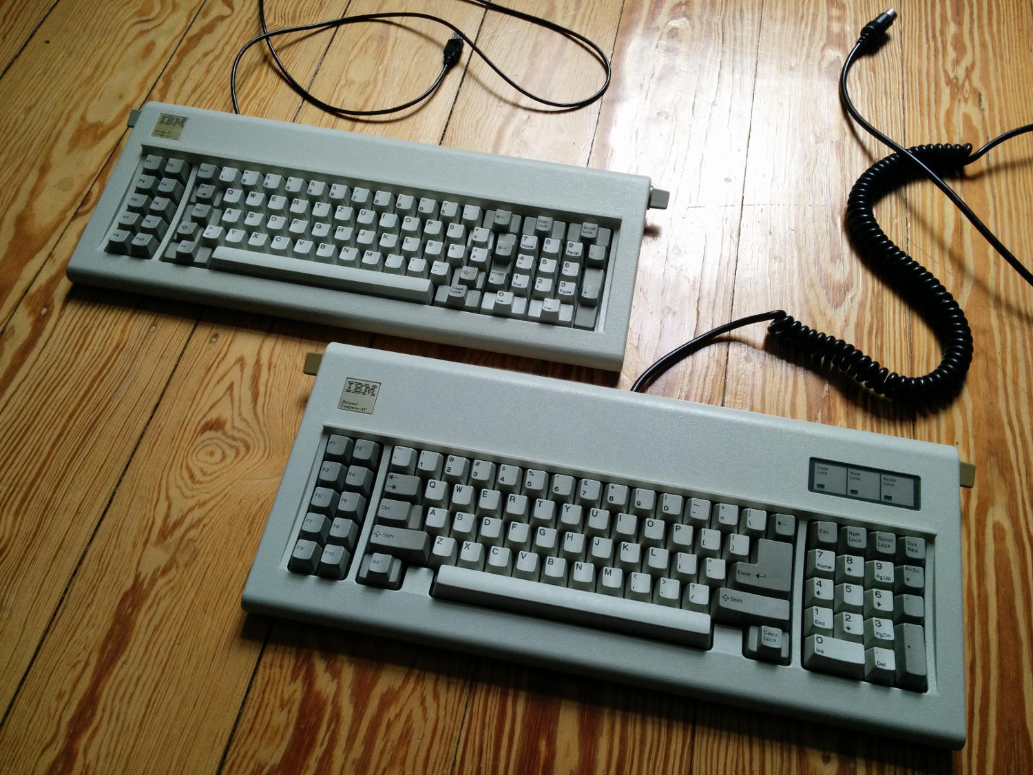 IBM Model F XT / IBM Model F AT