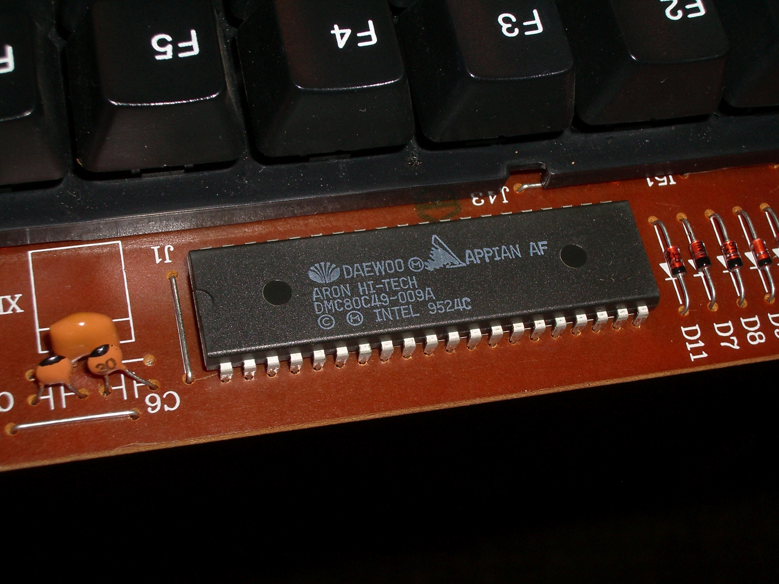KPT KPT-84 chip.jpg