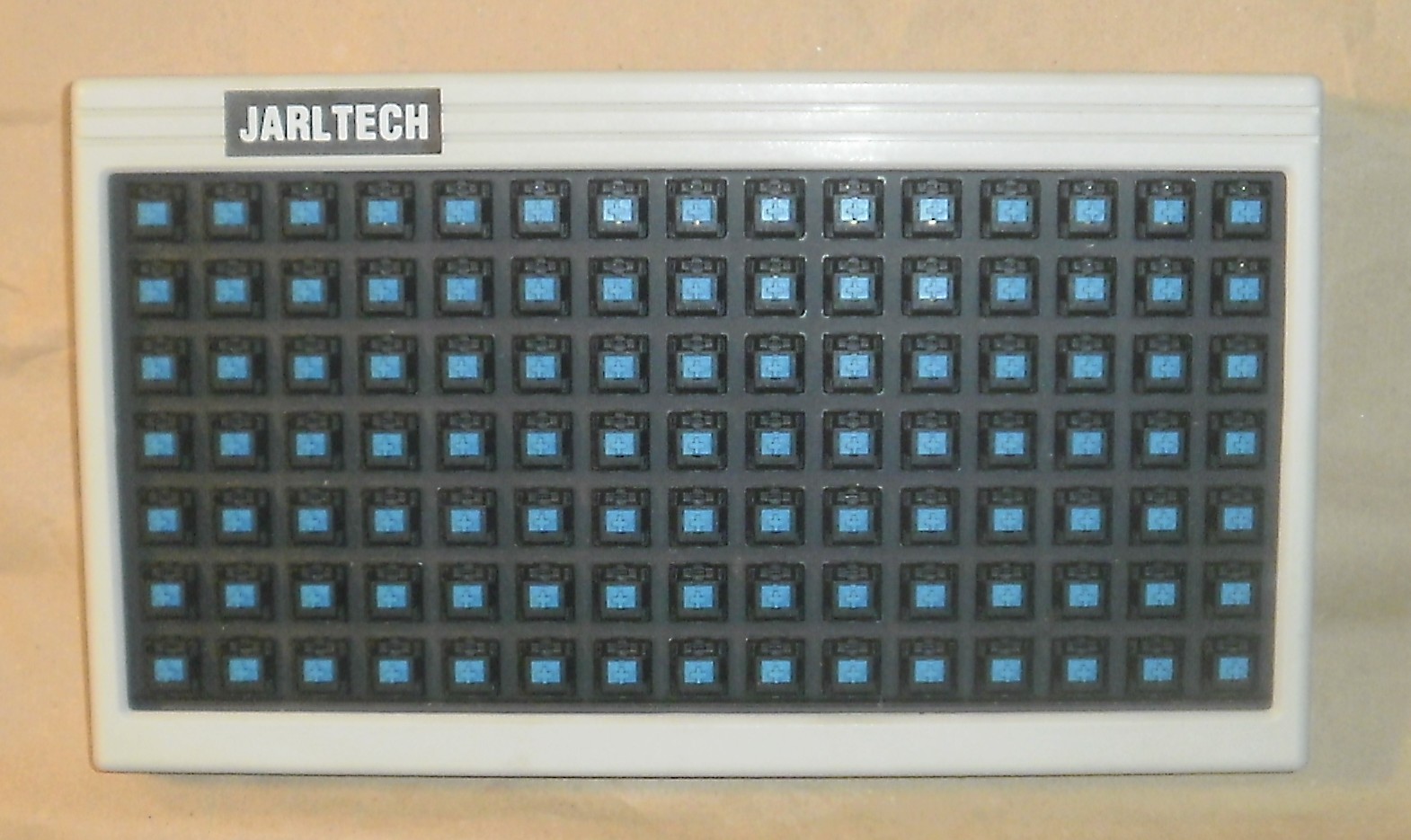 Jarltech-B.jpg