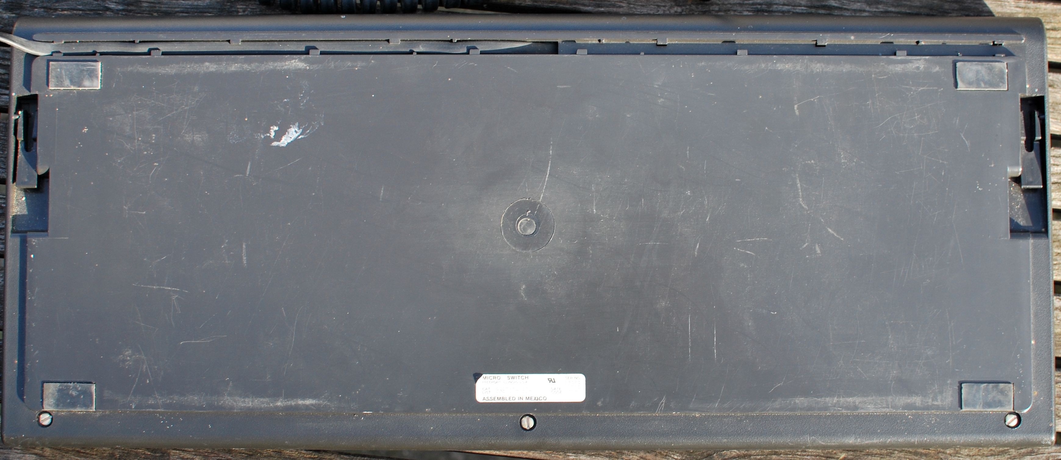 MicroSwitch_back01_1.jpg
