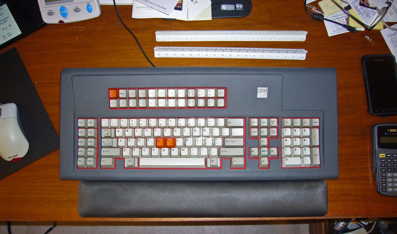 F-122-M04-gray-red-004.jpg