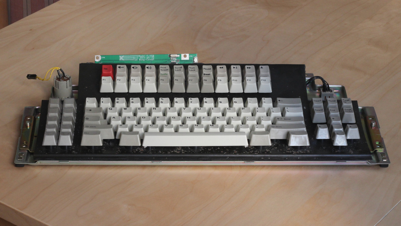 IBM 6016730 Unsaver: converted to USB and changed the layout to ANSI