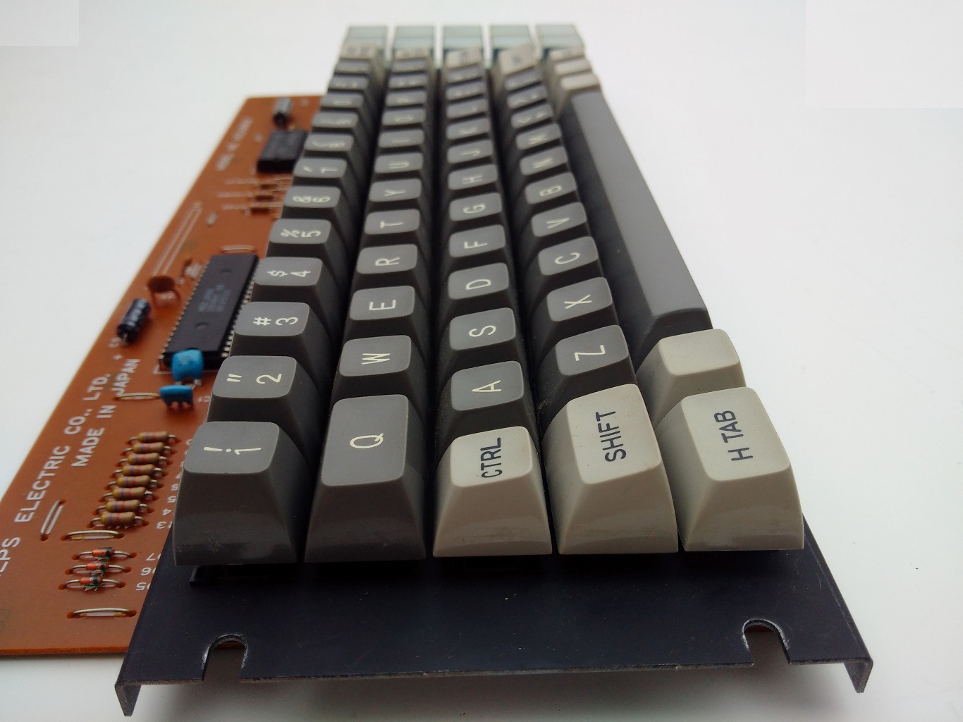 Alps AKB-3420 - keyboard assembly profile