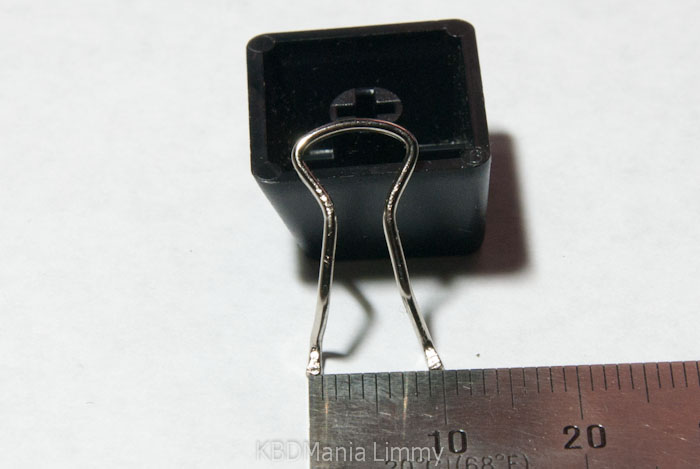 The wires have to be about 10mm apart so the two ends fit in the grooves