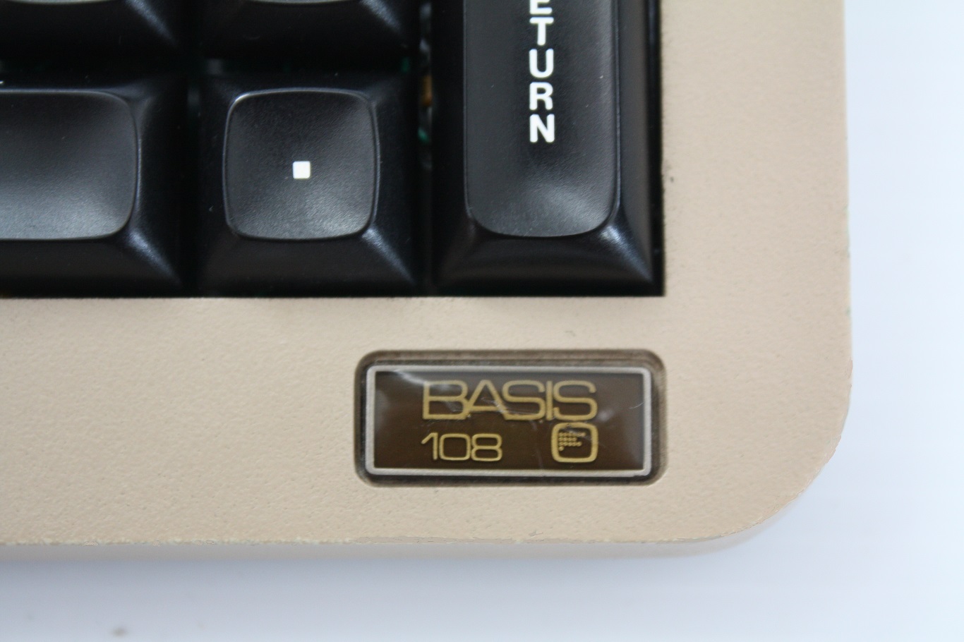 Basis 108 - keyboard logo