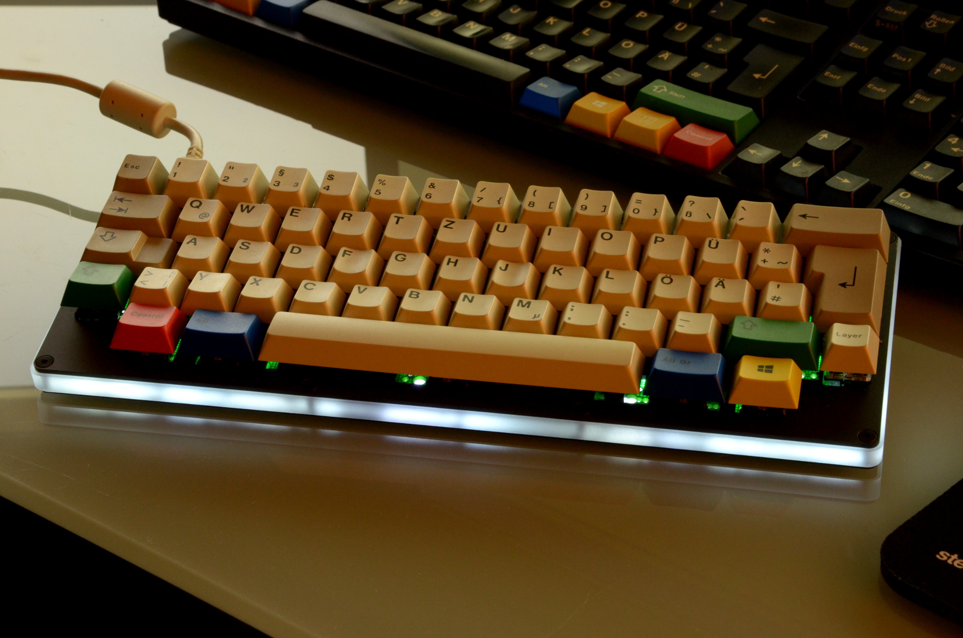 gon_nerd60_hhkb_cherry_web2.JPG