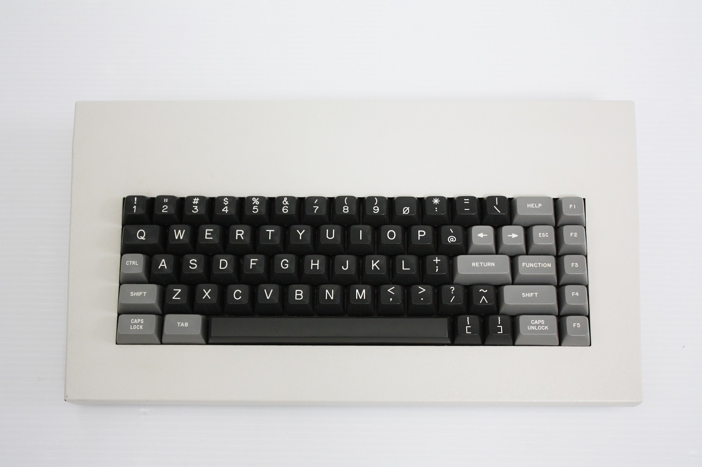 Albert computer - keyboard front