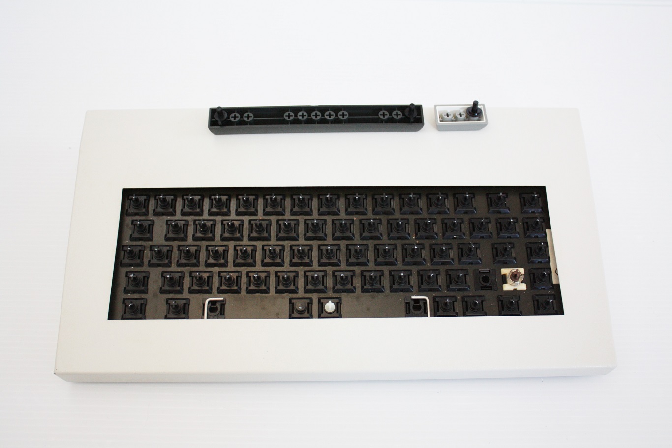 Albert computer - keyboard with key caps removed