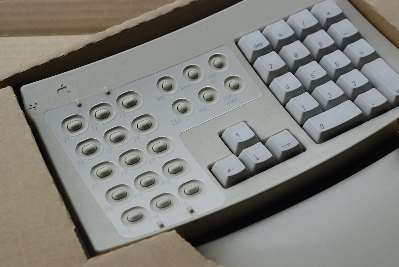 Apple Adjustable Keyboard6