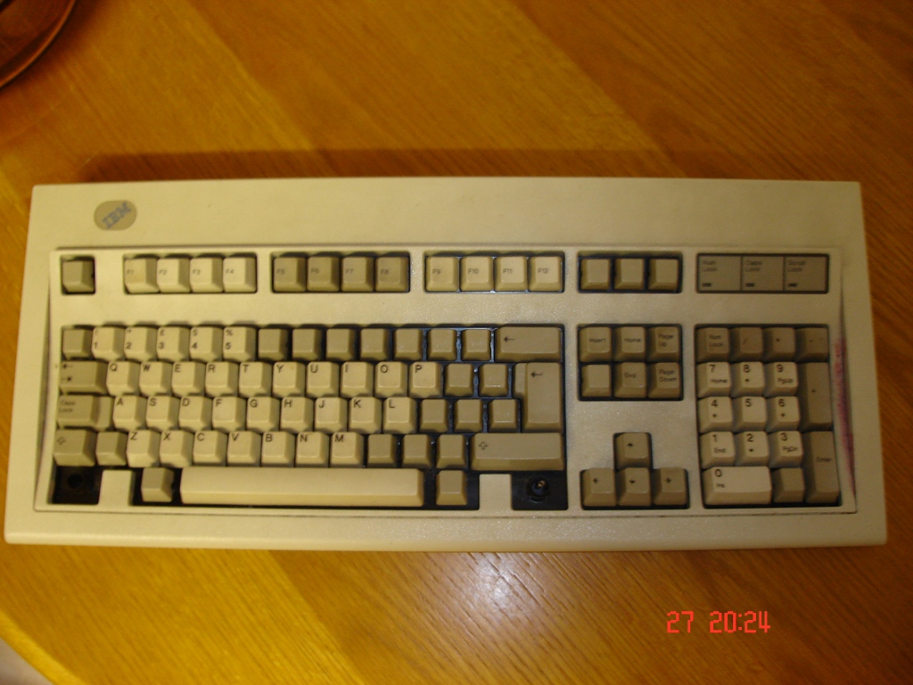 1993 Model M - Faulty- Missing a spring, 2 stems, many keycaps