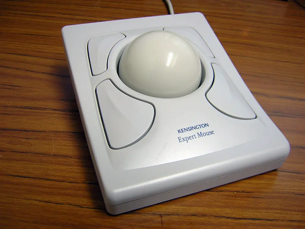 Kensington_Expert_Mouse_classic_70228.jpg