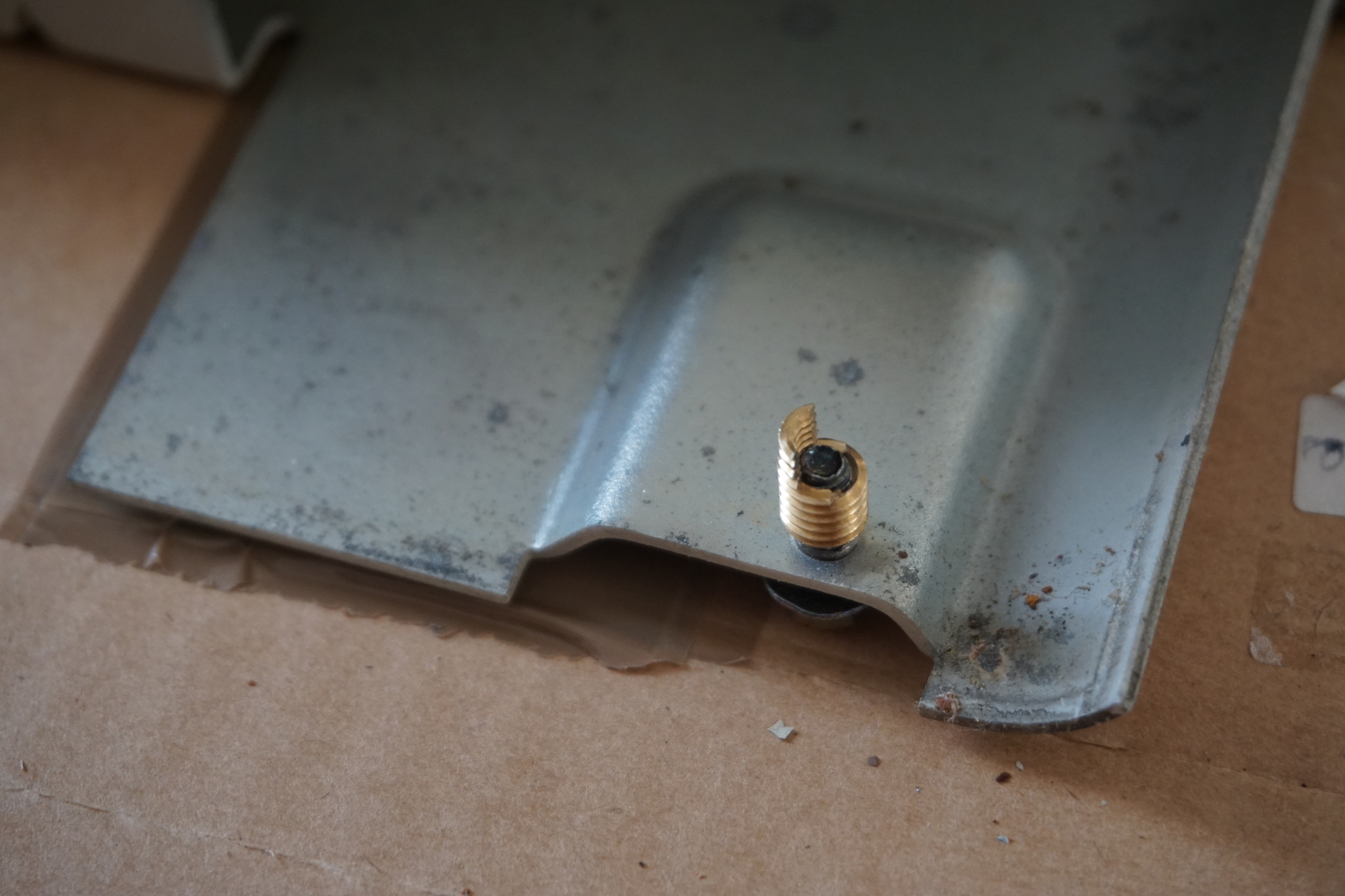 broken screw.JPG