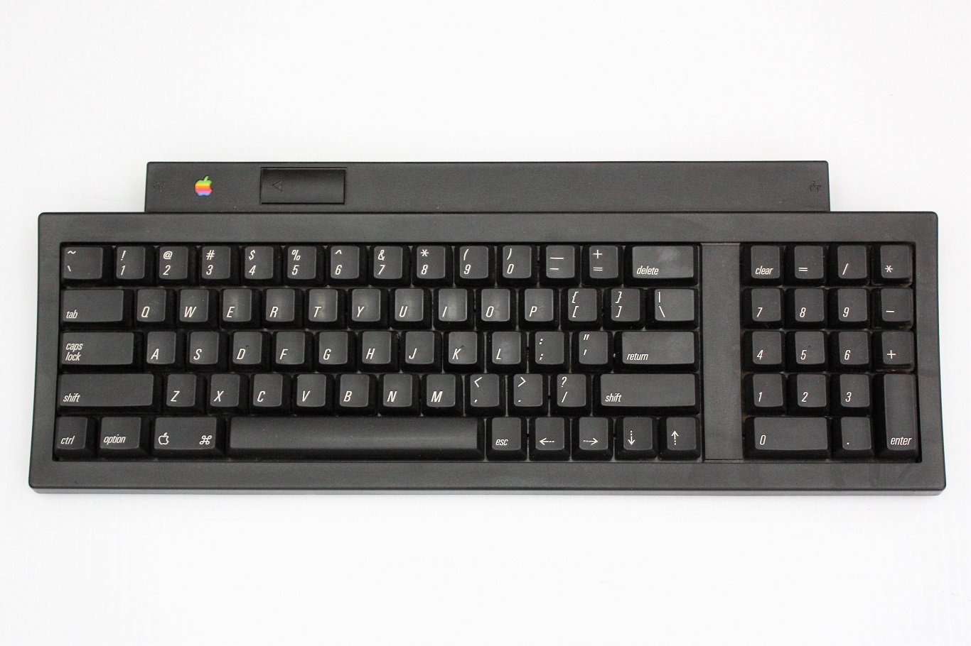 Macintosh TV keyboard
