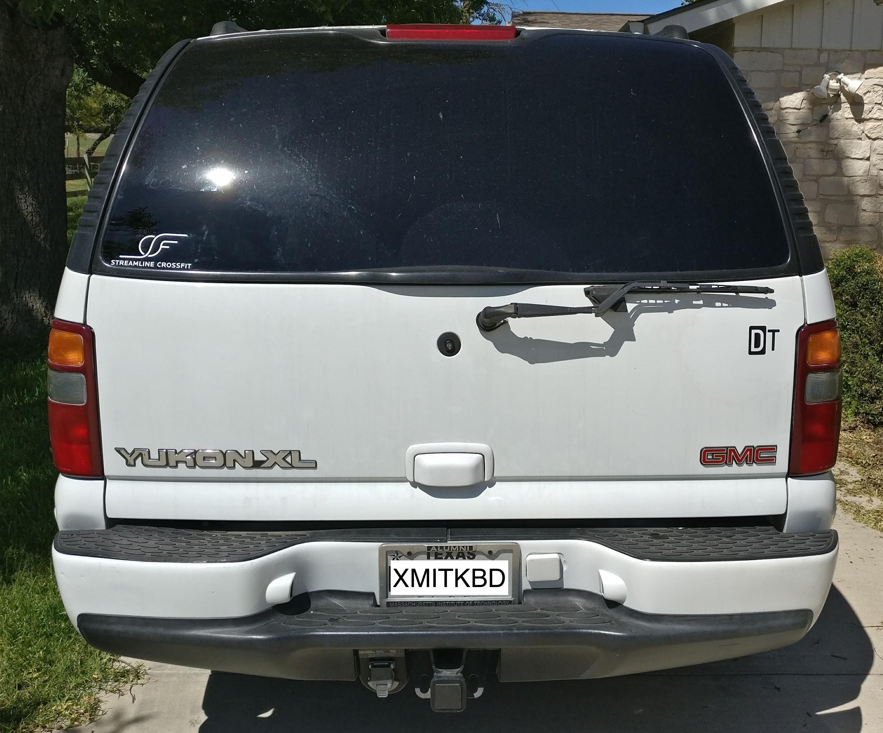 XMIT's Keyboard Truck. Note the DT logo! License plate withheld.