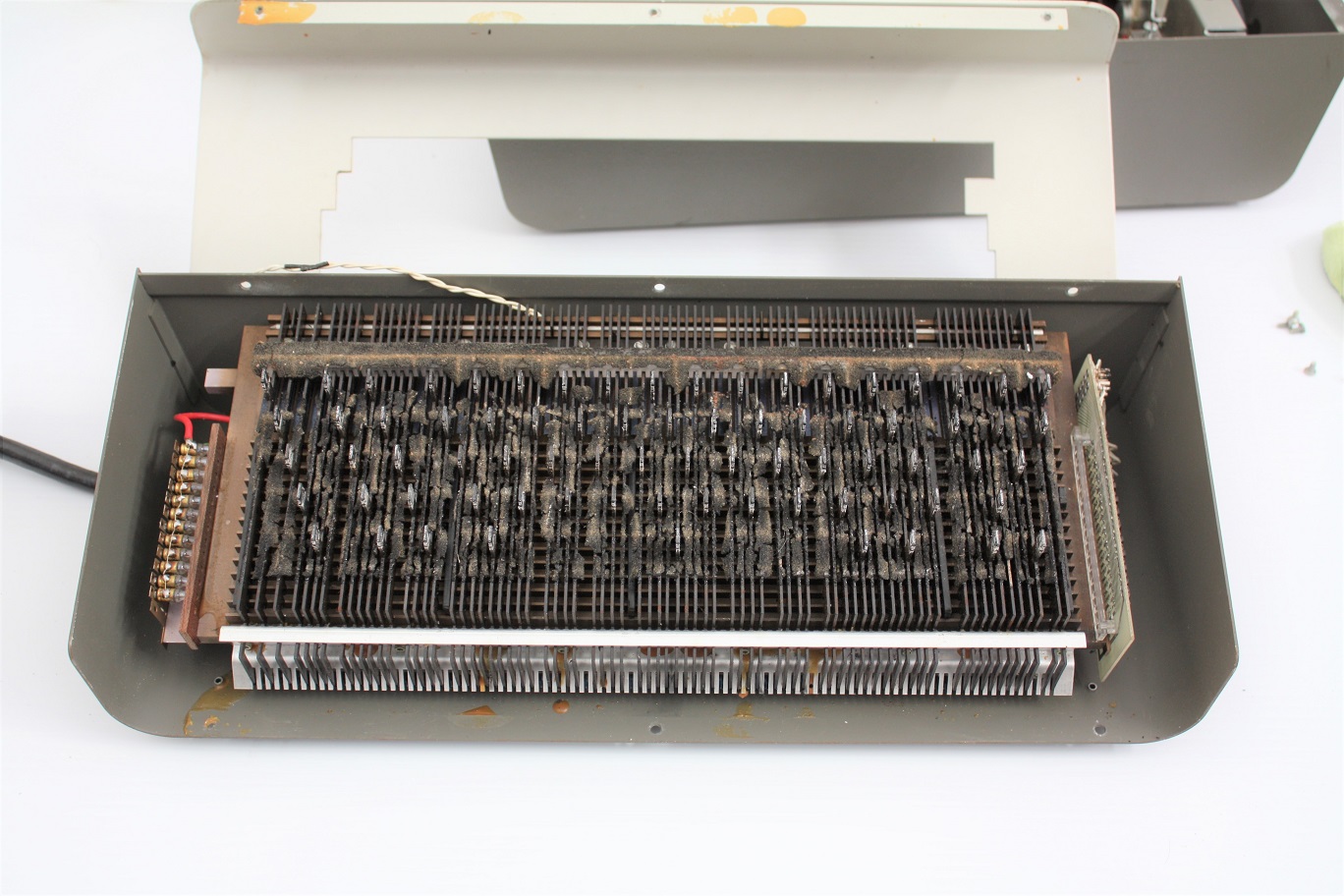 Viatron System 21 - keyboard mechanism as received