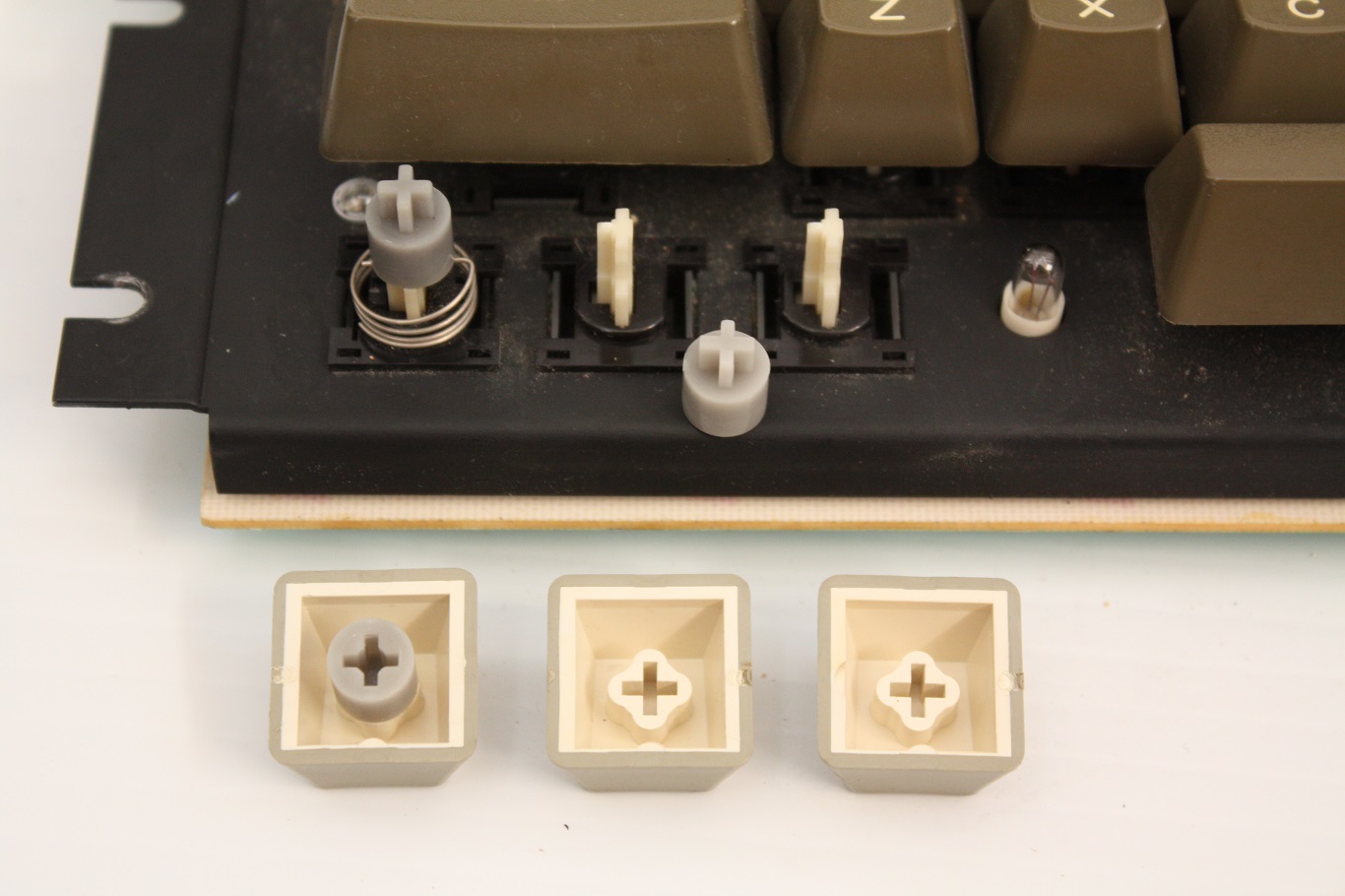Apple III - key stem adapters removed