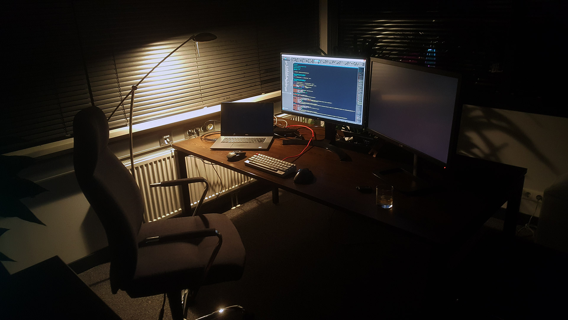 office_night1.jpg