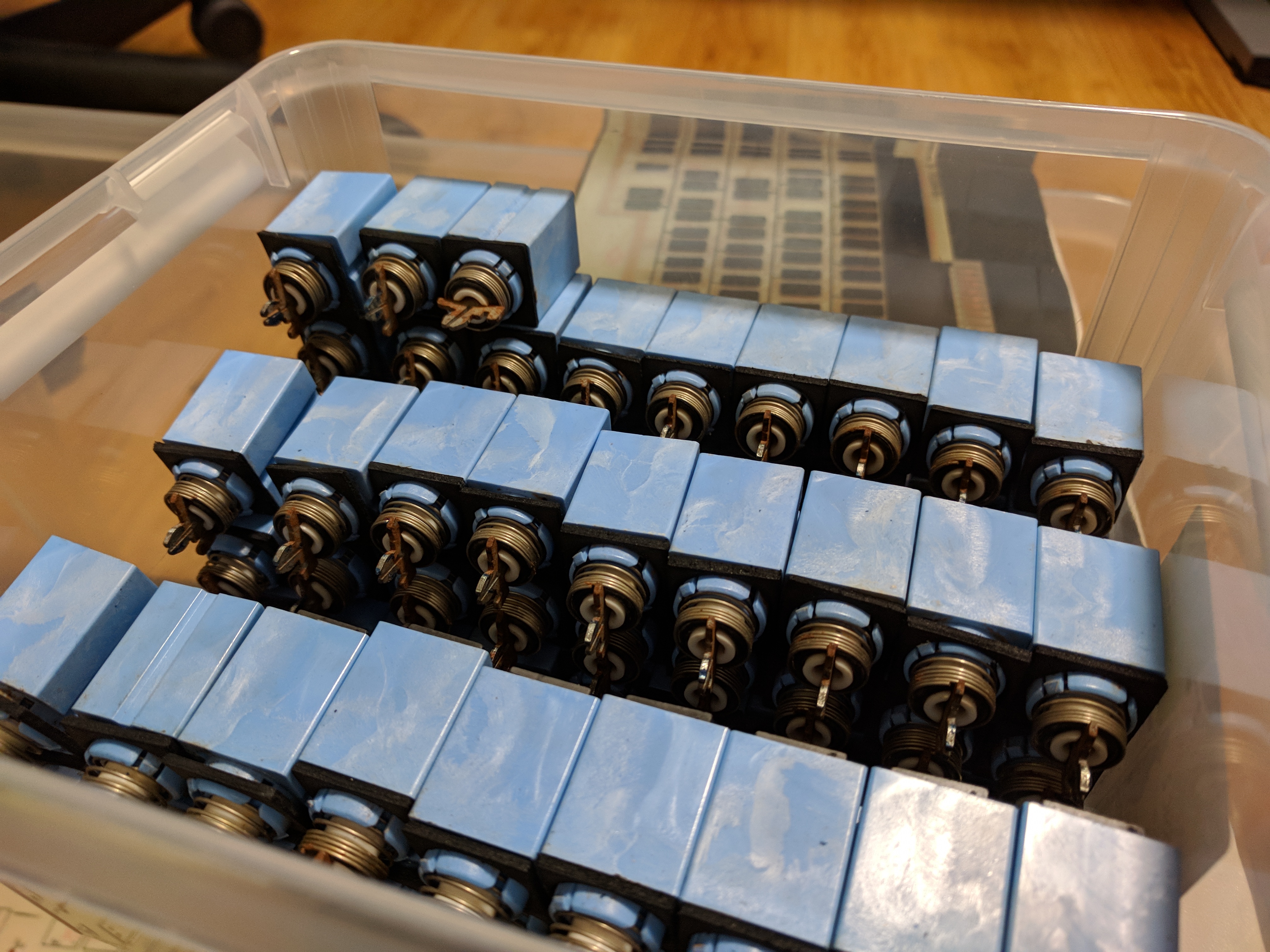 Dozen of beam spring switches