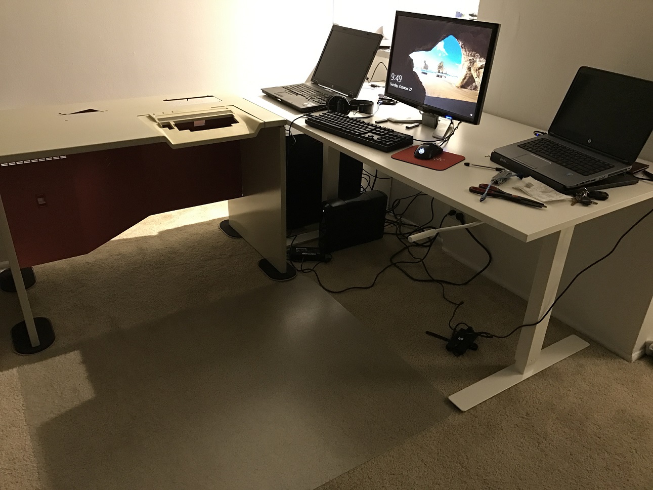 desk2.JPG