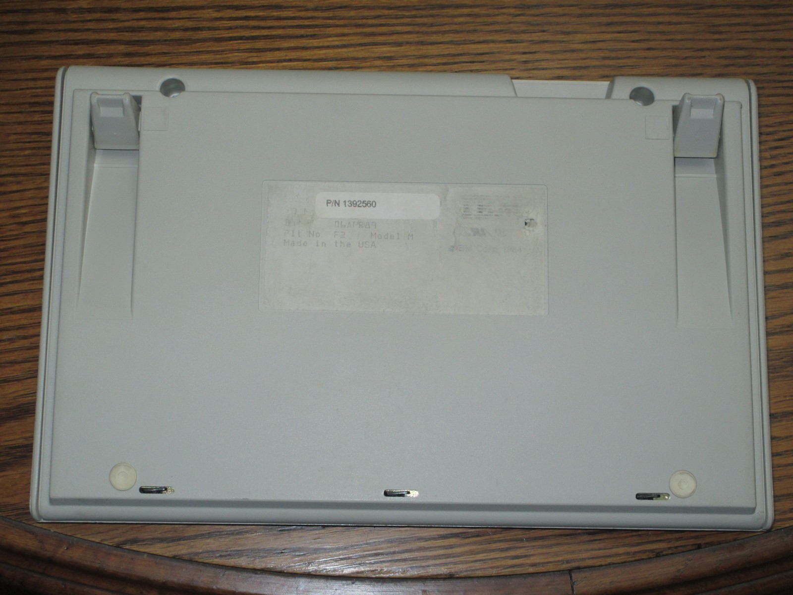 IBM Modem M 4704-Model-100-like, backside.