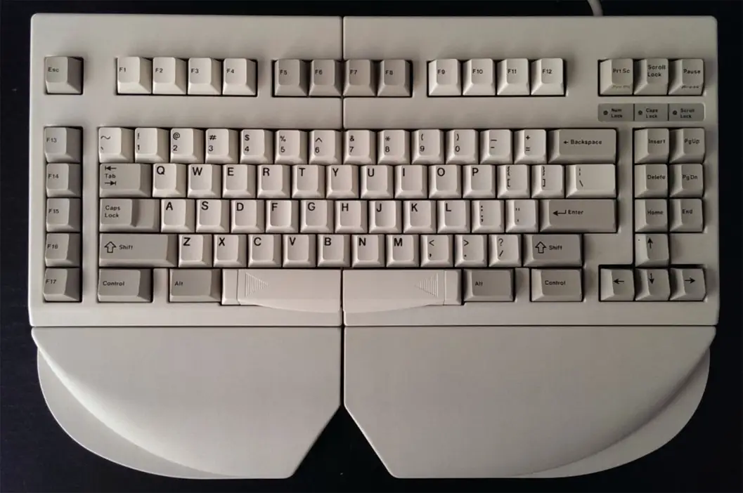 butt_ugly_keyboard.jpg