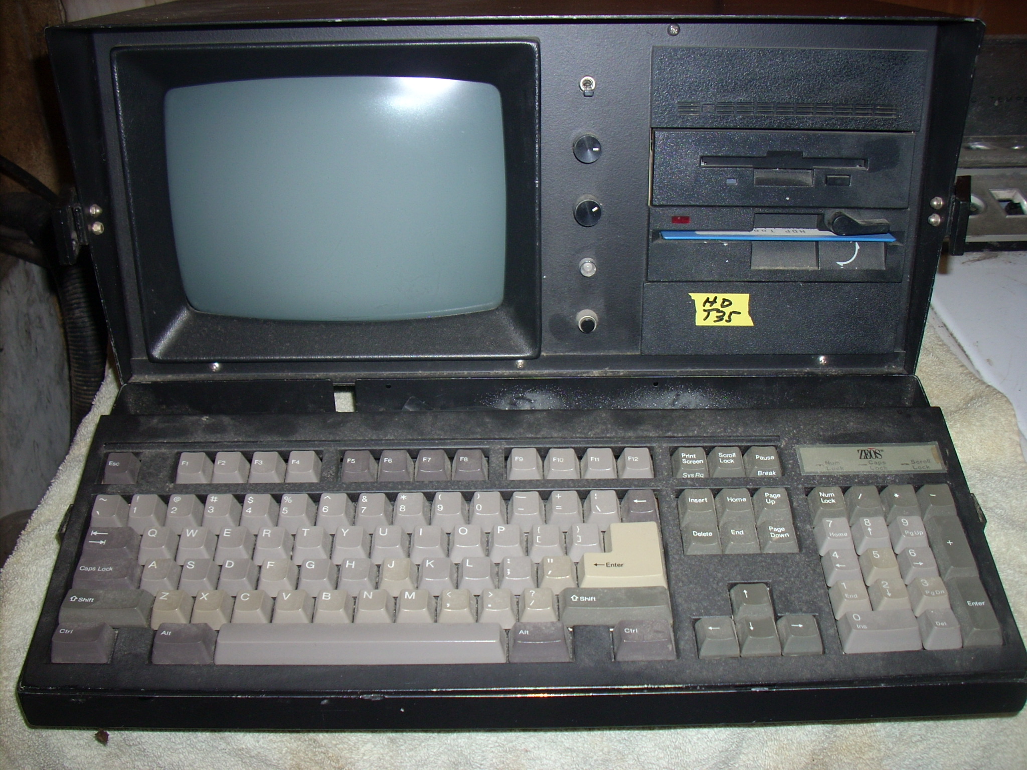 Luggable 386