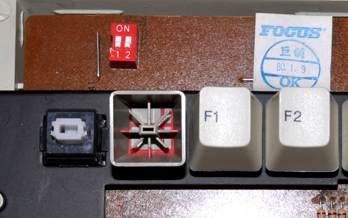 escom_focus_3001_101.jpg