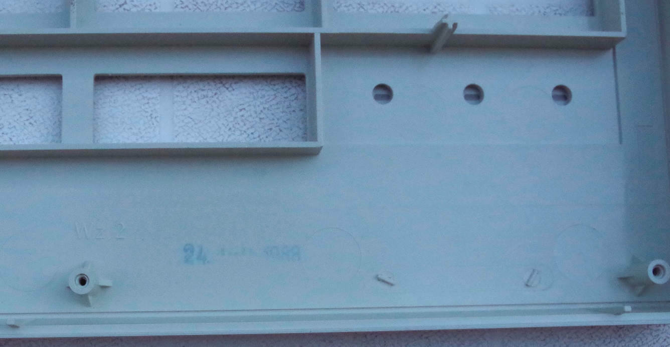 G80-1134 HAX date stamp in top shell.JPG