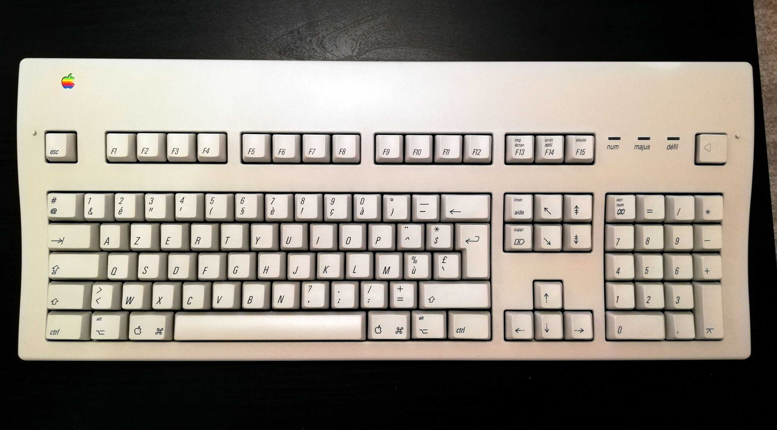 Apple AEKII M3501 - SKCM ALPS White Dampened