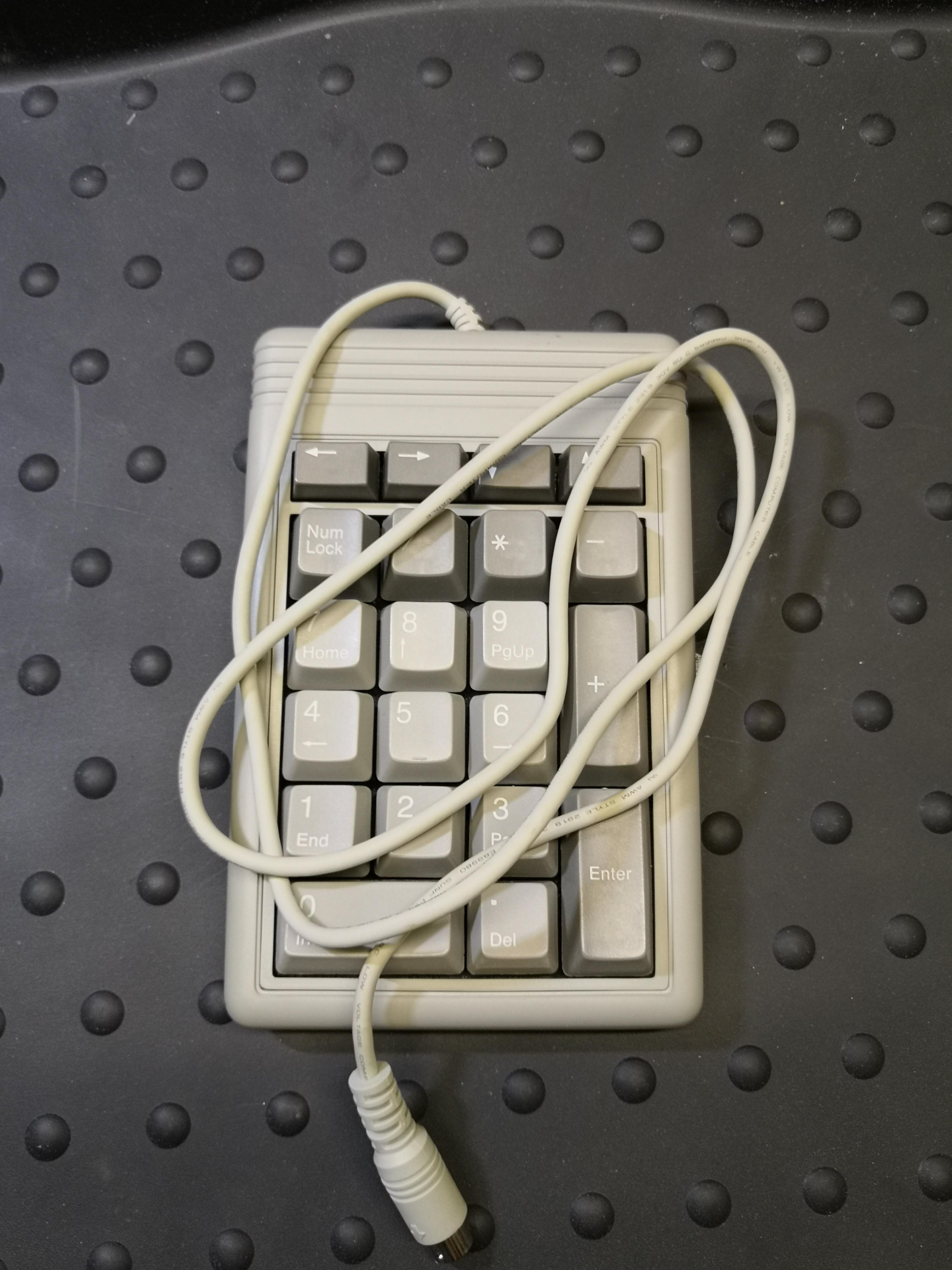 Numpad front.jpg