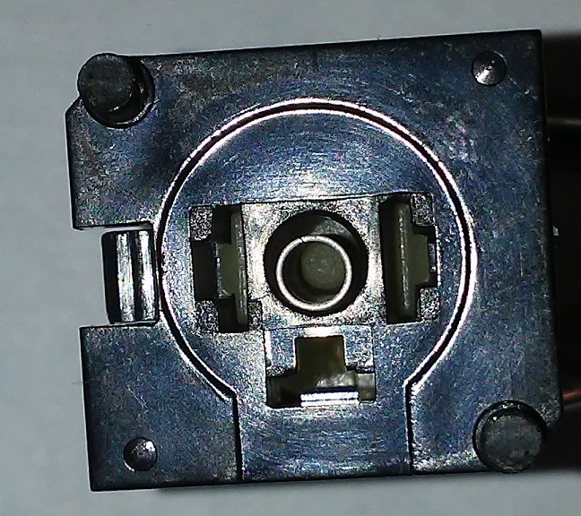 15switch_bottom1_sm.jpg