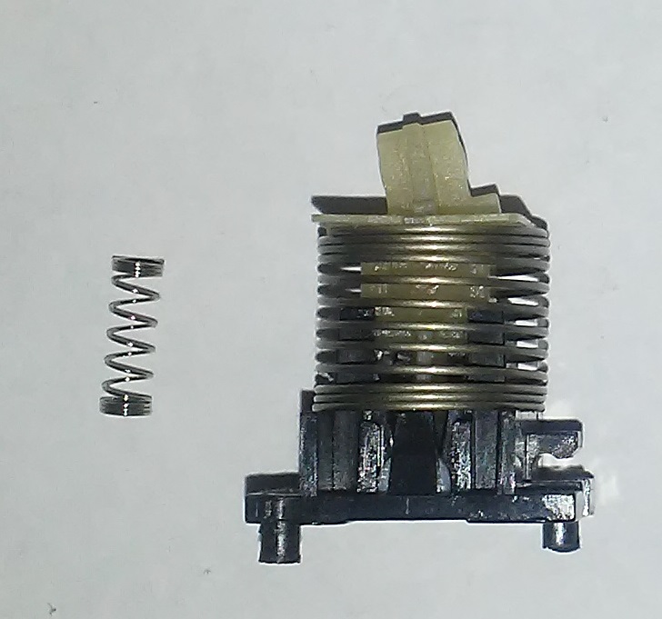 17locking_switch1_sm.jpg