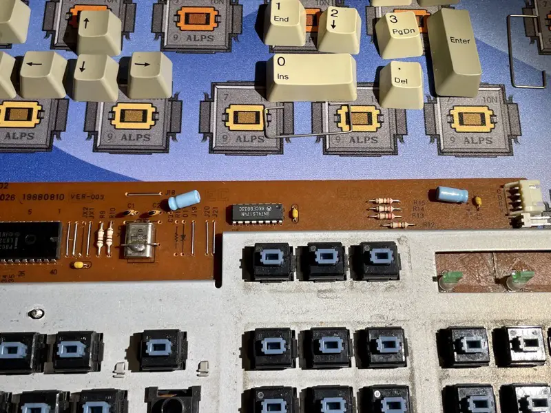 Capacitors on the PCB