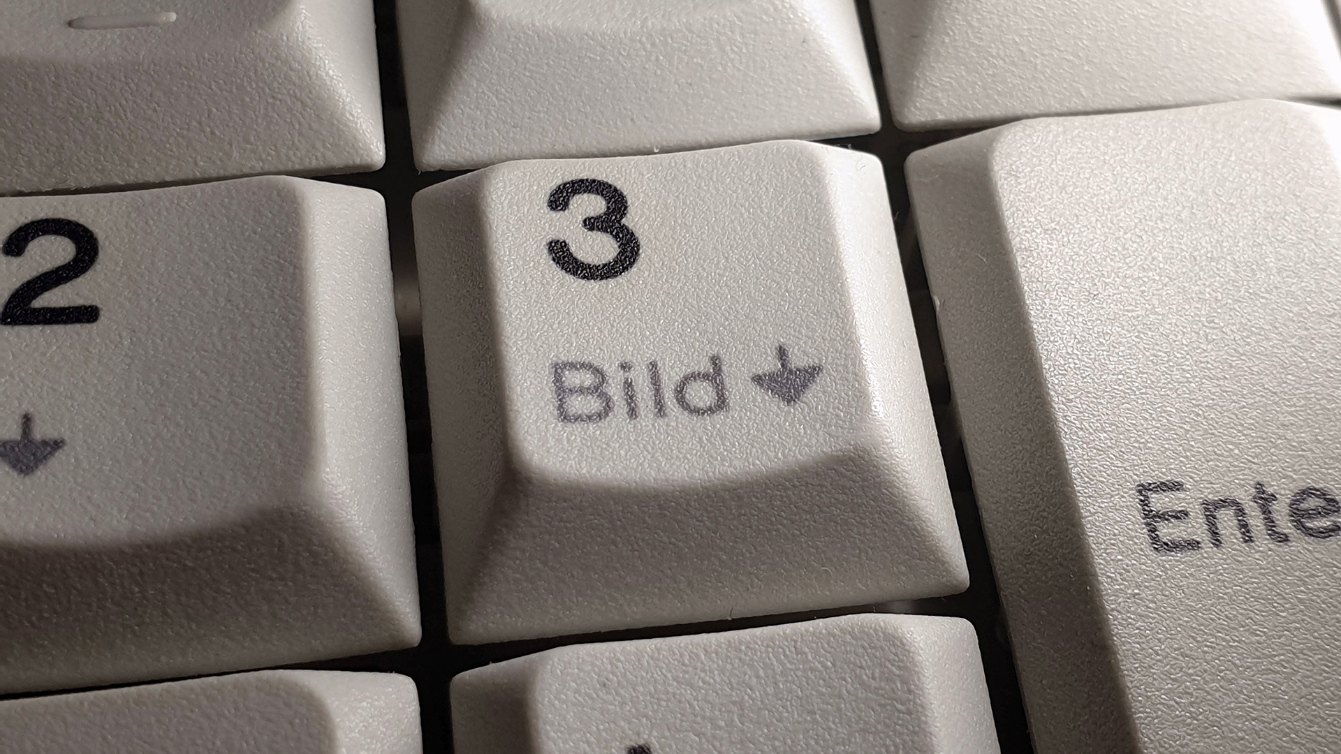 l40sxnp_keycaps.jpg