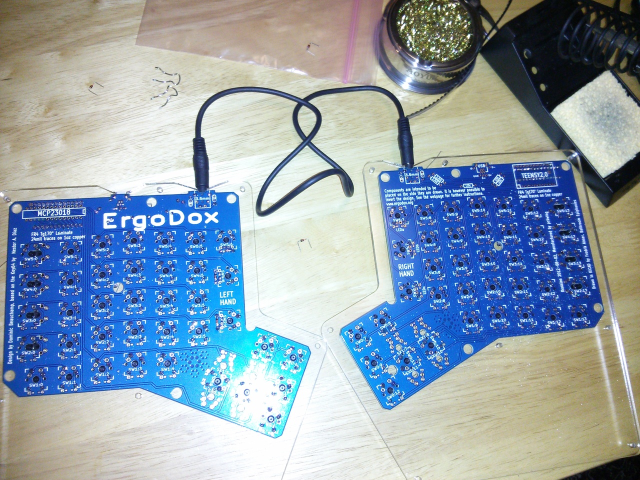 ergodox1.jpg