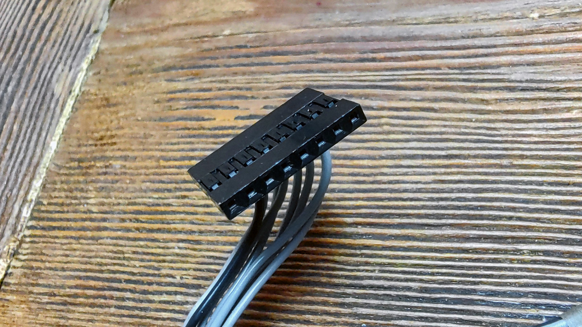 SNKB-X1980-TRS-54_20220716_connector.jpg